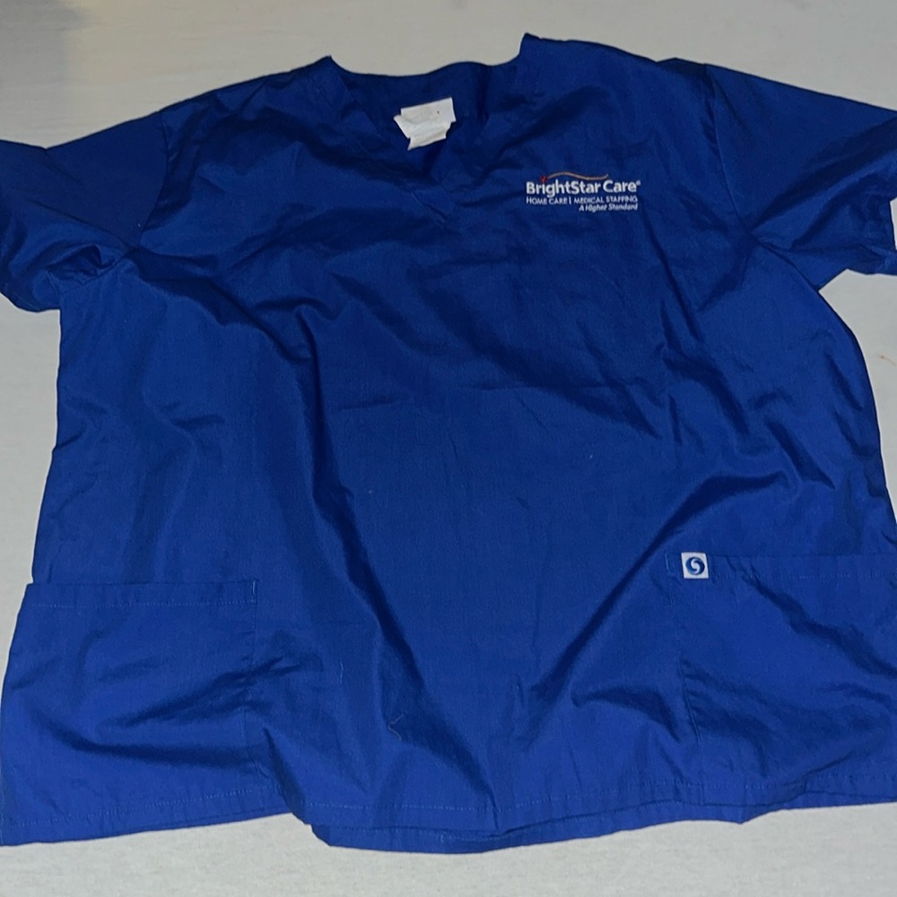 Unisex Size 2X Spectrum Scrub Shirt.